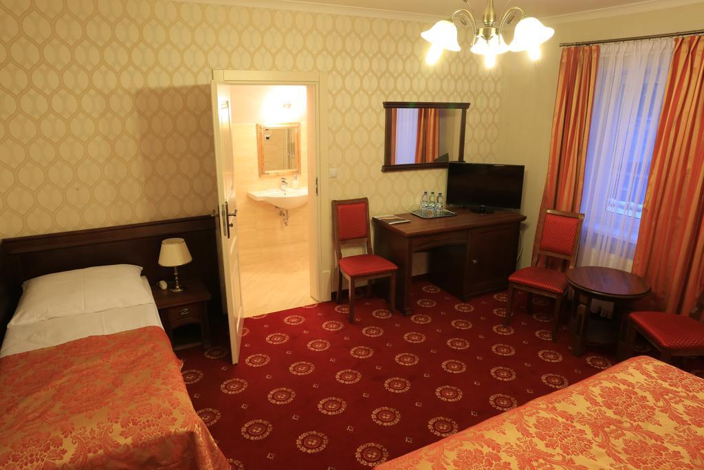 Hotel Kopernik Ciechocinek Szoba fotó