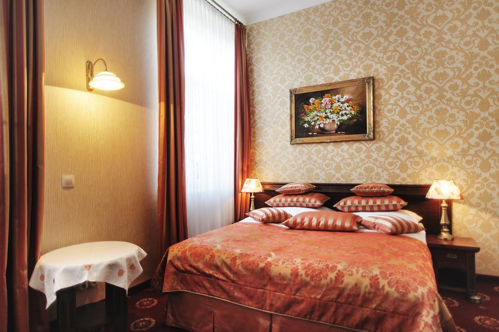 Hotel Kopernik Ciechocinek Szoba fotó