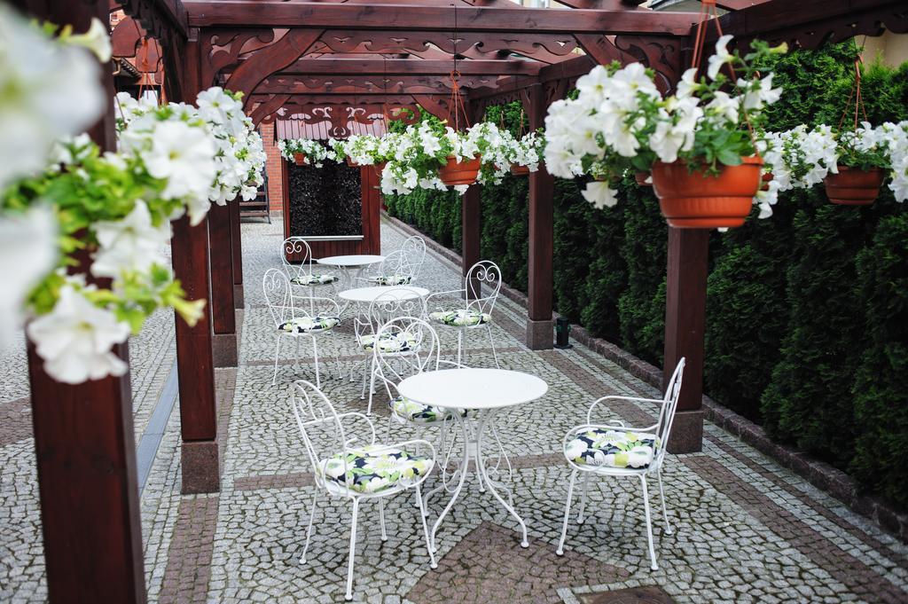 Hotel Kopernik Ciechocinek Kültér fotó