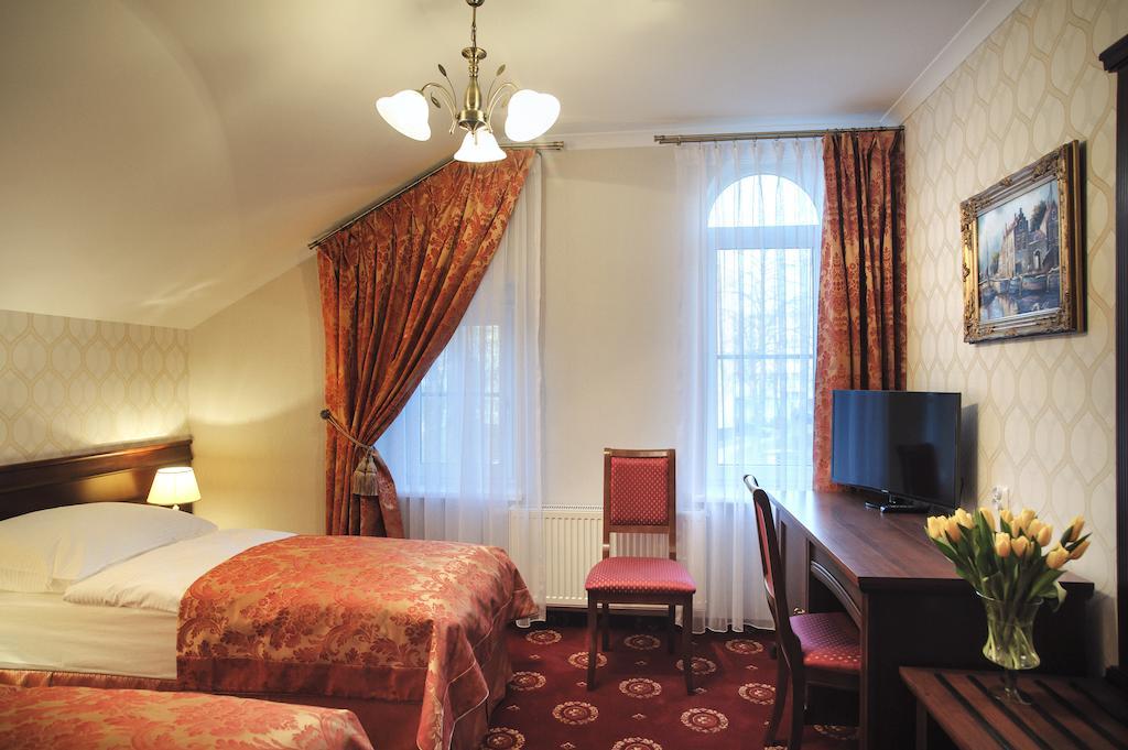 Hotel Kopernik Ciechocinek Szoba fotó