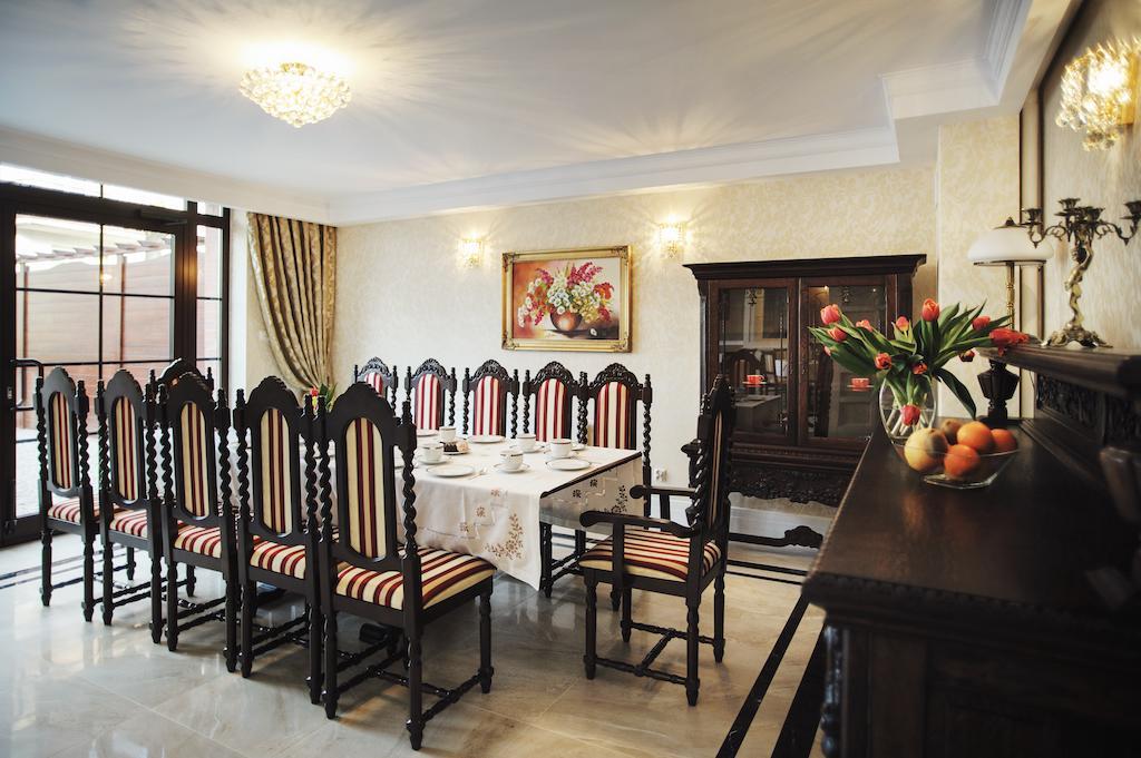 Hotel Kopernik Ciechocinek Kültér fotó